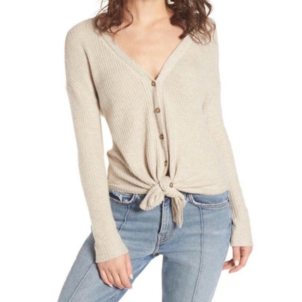 Socialite | Thermal Button Front Shirt - size Small in Oatmeal